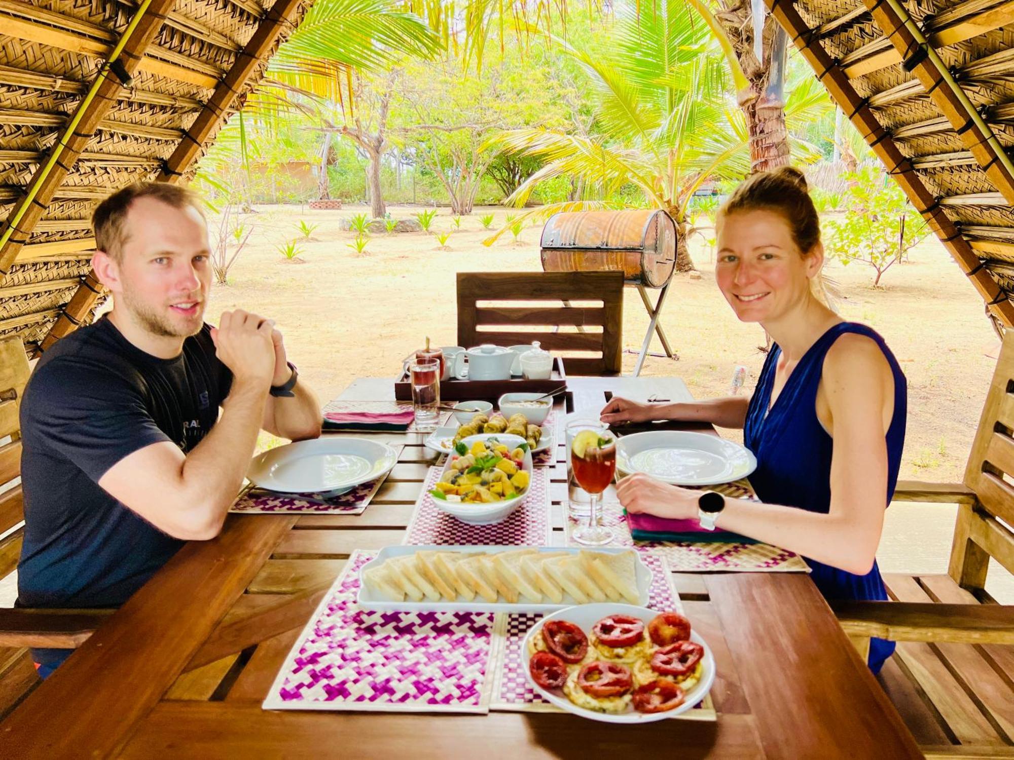 Kingfisher Beach Resort-Yala キリンダ エクステリア 写真