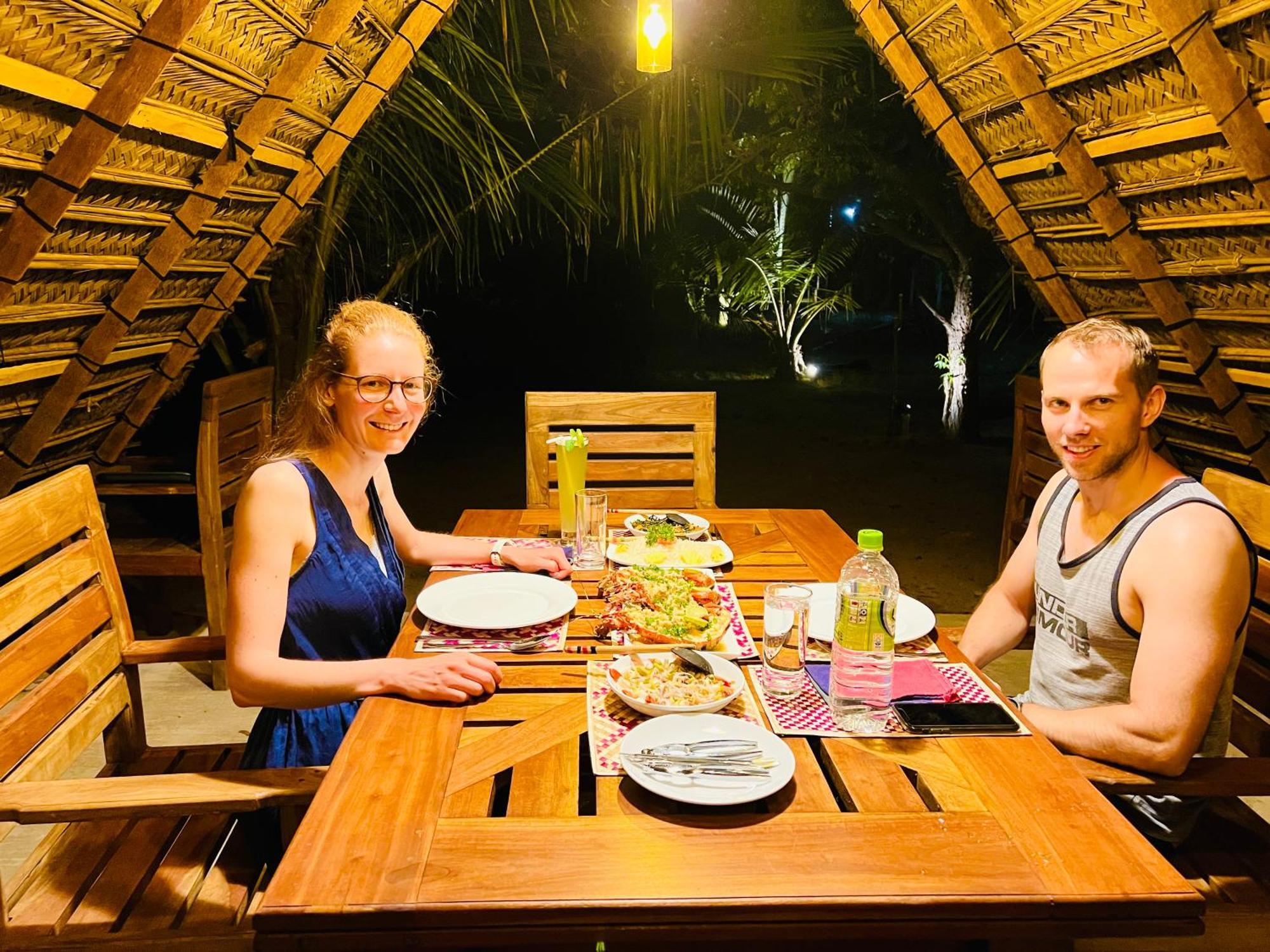 Kingfisher Beach Resort-Yala キリンダ エクステリア 写真