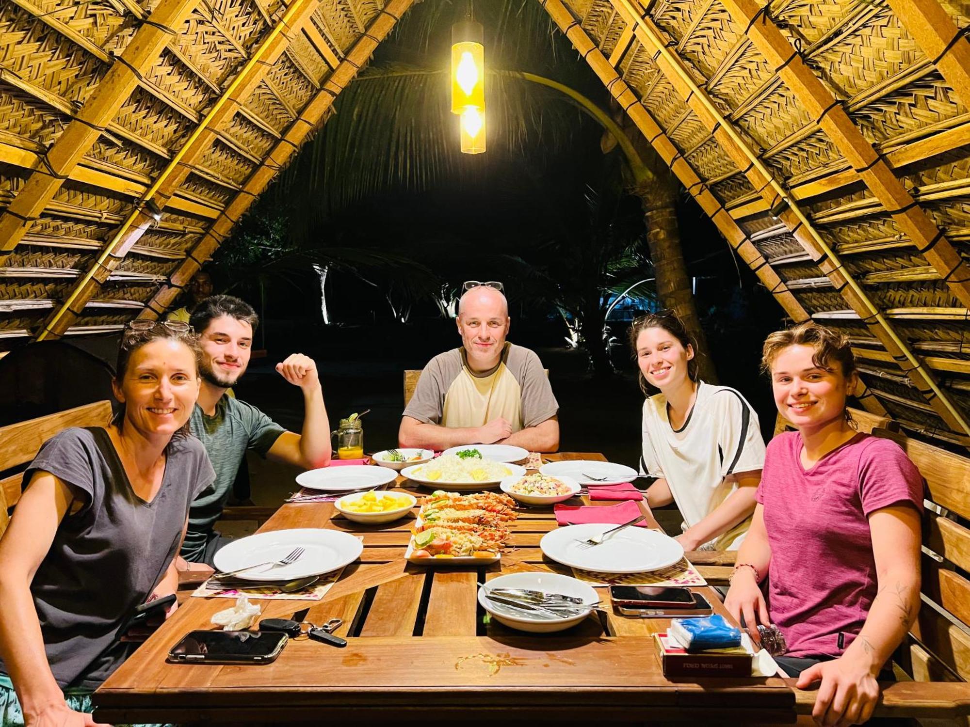 Kingfisher Beach Resort-Yala キリンダ エクステリア 写真